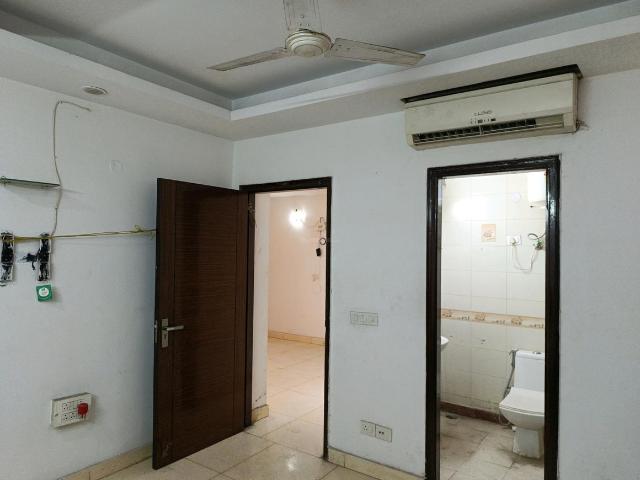 3 BHK Apartment in Chhattarpur for rent New Delhi. The reference number is 19189847