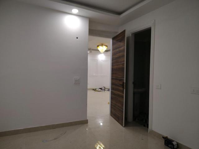 3 BHK Apartment in Chhattarpur for resale New Delhi. The reference number is 19452638