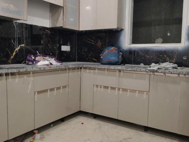 3 BHK Apartment in Chhattarpur for resale New Delhi. The reference number is 21140455