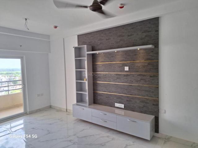 3 BHK Apartment in Chi V for rent Greater Noida. The reference number is 20377537