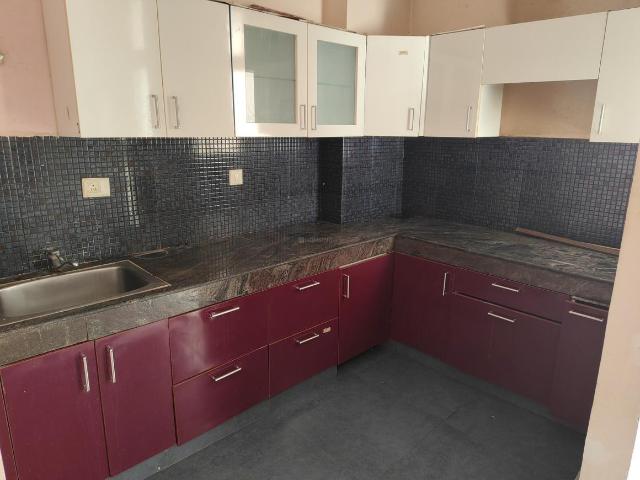 3 BHK Apartment in Chi V for resale Greater Noida. The reference number is 18761209