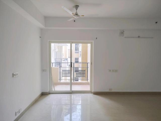3 BHK Apartment in Chi V for resale Greater Noida. The reference number is 20754151