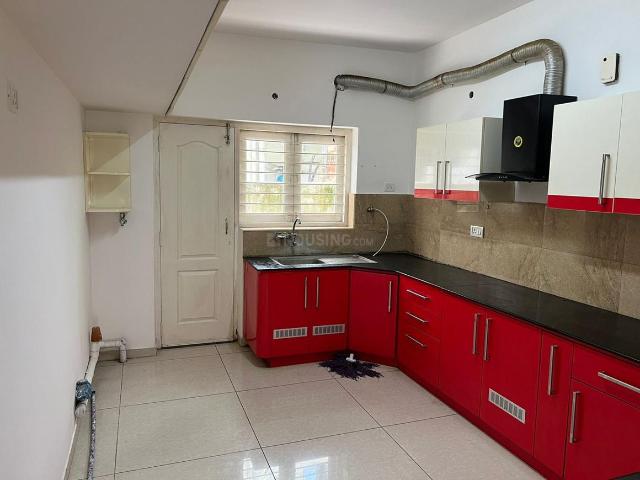 3 BHK Apartment in Chinna Nolambur for rent Chennai. The reference number is 15418404