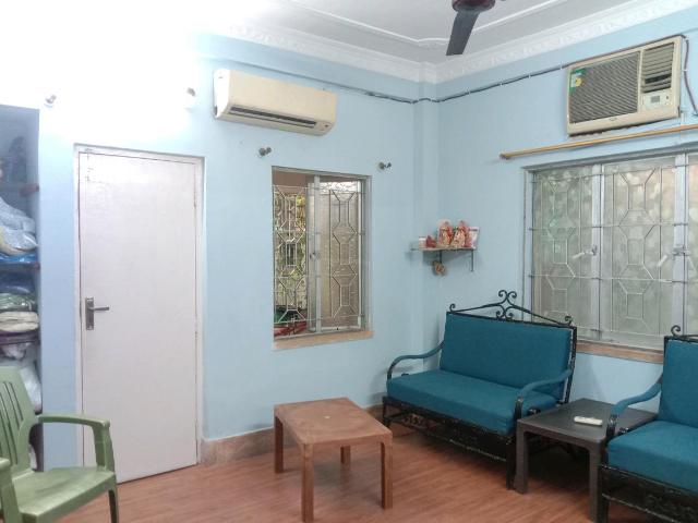 3 BHK Apartment in Chinar Park for resale Kolkata. The reference number is 18148333