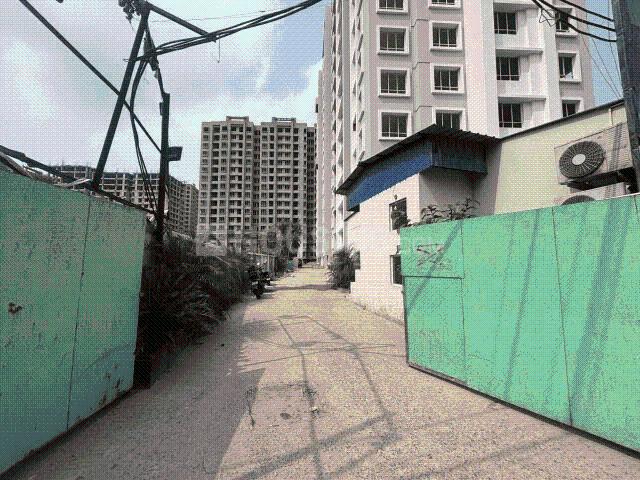 3 BHK Apartment in Chinar Park for resale Kolkata. The reference number is 19477322