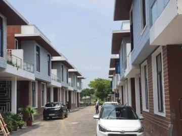 3 BHK Apartment in Chipiyana Buzurg for resale Ghaziabad. The reference number is 20364664