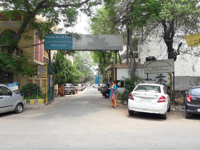 3 BHK Apartment in Chittaranjan Park for rent New Delhi. The reference number is 20841993