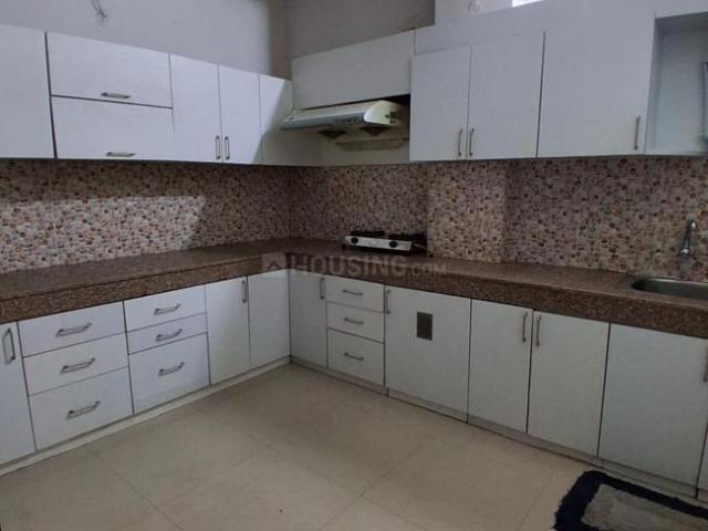 3 BHK Apartment in Christian Basti for rent Guwahati. The reference number is 21376697