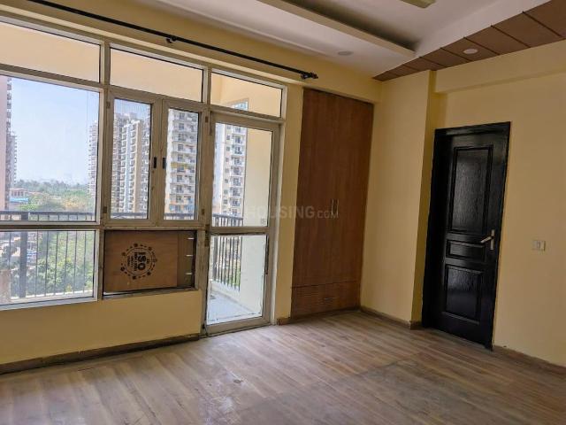 3 BHK Apartment in Crossings Republik for rent Ghaziabad. The reference number is 17437173