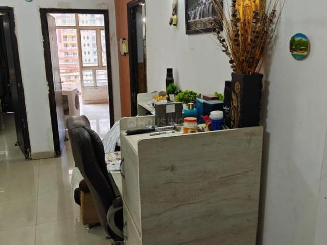 3 BHK Apartment in Crossings Republik for rent Ghaziabad. The reference number is 19900295