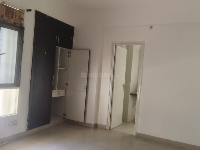 3 BHK Apartment in Crossings Republik for rent Ghaziabad. The reference number is 20044139