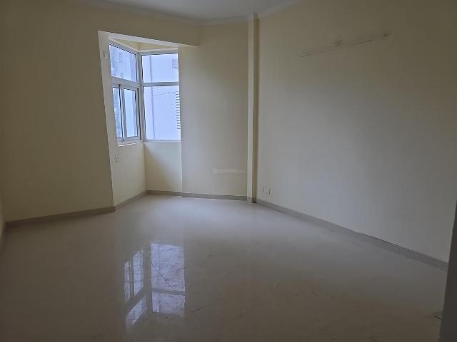 3 BHK Apartment in Crossings Republik for rent Ghaziabad. The reference number is 20742388