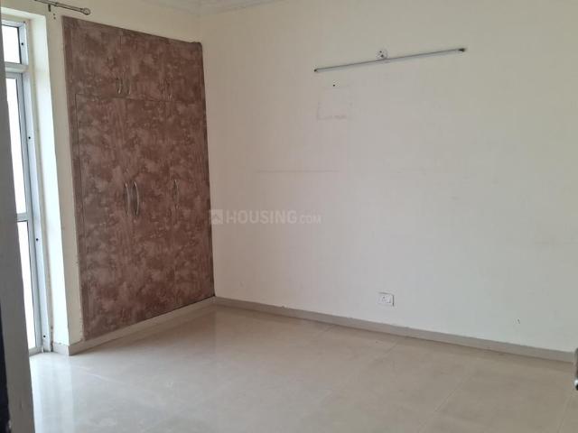 3 BHK Apartment in Crossings Republik for rent Ghaziabad. The reference number is 20716057