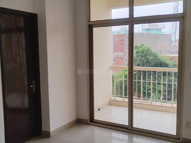 3 BHK Apartment in Crossings Republik for rent Ghaziabad. The reference number is 20950690