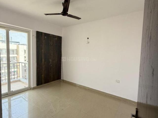 3 BHK Apartment in Crossings Republik for rent Ghaziabad. The reference number is 20969182