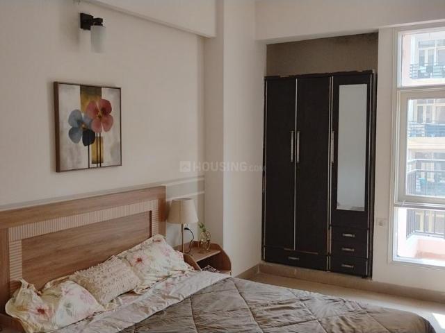 3 BHK Apartment in Crossings Republik for rent Ghaziabad. The reference number is 20971193