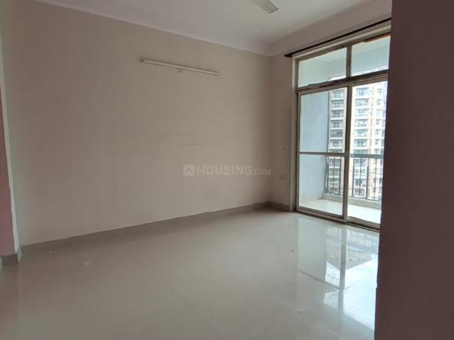 3 BHK Apartment in Crossings Republik for rent Ghaziabad. The reference number is 21058297
