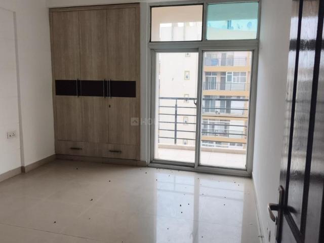 3 BHK Apartment in Crossings Republik for rent Ghaziabad. The reference number is 21097564