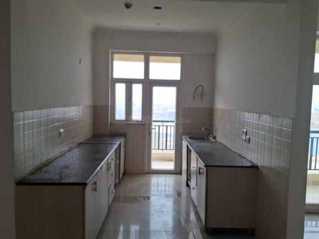 3 BHK Apartment in Crossings Republik for resale Ghaziabad. The reference number is 19220620
