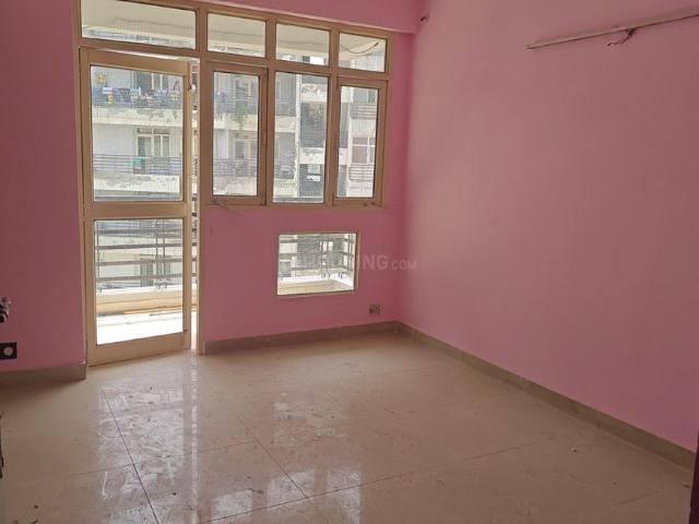 3 BHK Apartment in Crossings Republik for resale Ghaziabad. The reference number is 19994563