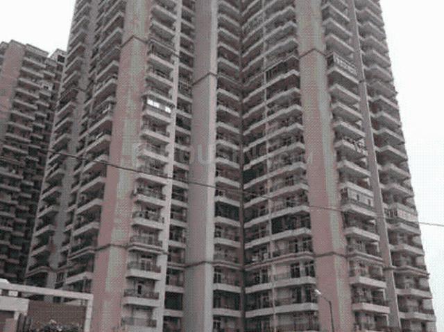 3 BHK Apartment in Crossings Republik for resale Ghaziabad. The reference number is 21058233