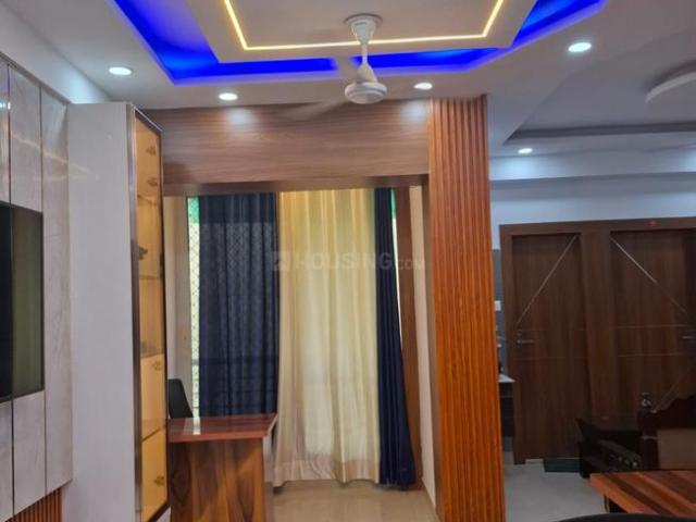 3 BHK Apartment in Crossings Republik for resale Ghaziabad. The reference number is 21050760