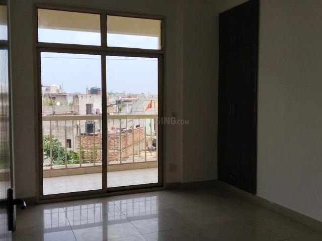 3 BHK Apartment in Crossings Republik for resale Ghaziabad. The reference number is 21067521