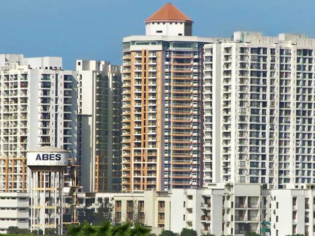 3 BHK Apartment in Crossings Republik for resale Ghaziabad. The reference number is 21144671