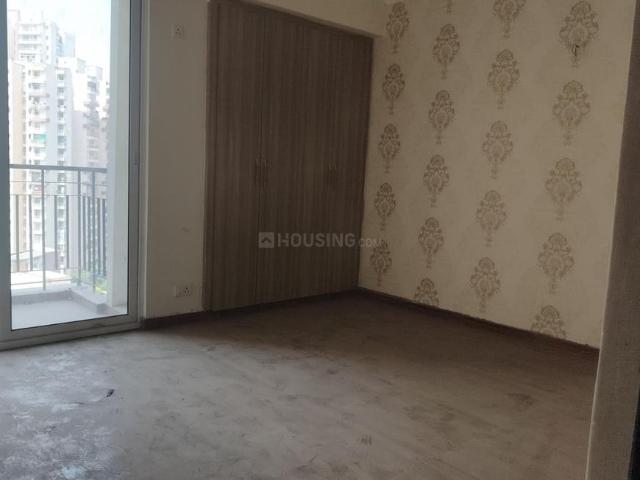 3 BHK Apartment in Crossings Republik for resale Ghaziabad. The reference number is 21140268