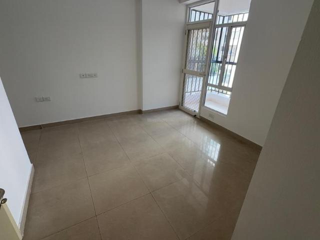 3 BHK Apartment in Crossings Republik for resale Ghaziabad. The reference number is 21164390