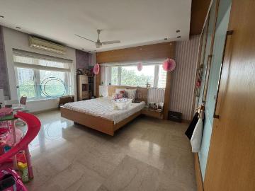 3 BHK Apartment in Cumballa Hill for rent Mumbai. The reference number is 19814645