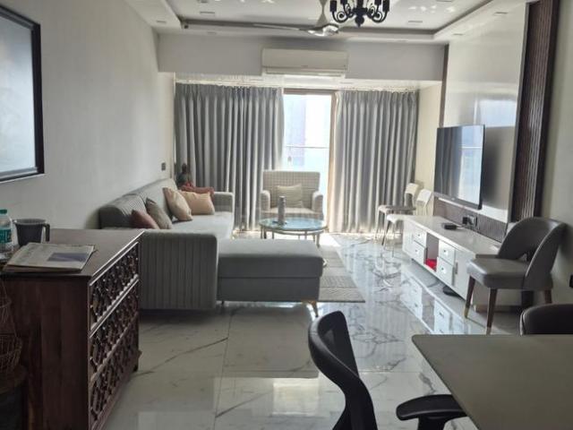 3 BHK Apartment in Cumballa Hill for rent Mumbai. The reference number is 21042748