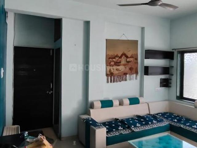 3 BHK Apartment in Ambawadi for rent Ahmedabad. The reference number is 18125437