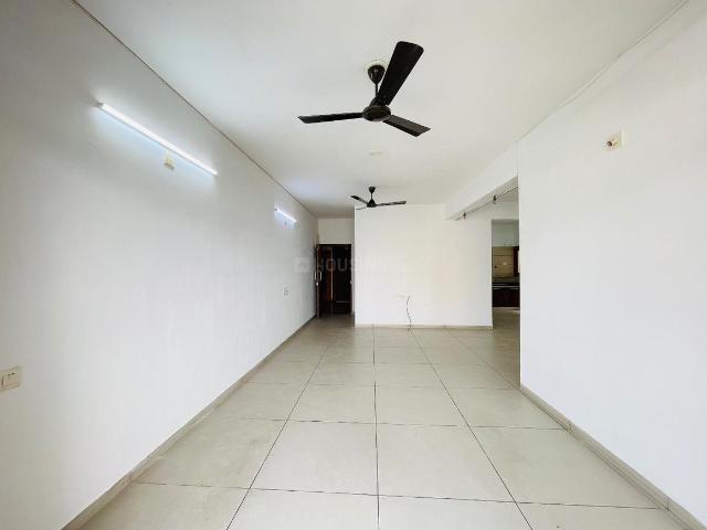 3 BHK Apartment in Ambawadi for rent Ahmedabad. The reference number is 18980831