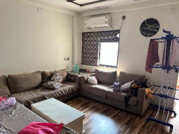 3 BHK Apartment in Ambawadi for rent Ahmedabad. The reference number is 19976076
