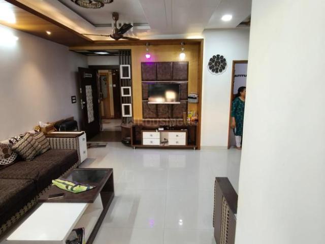 3 BHK Apartment in Ambawadi for rent Ahmedabad. The reference number is 20066577