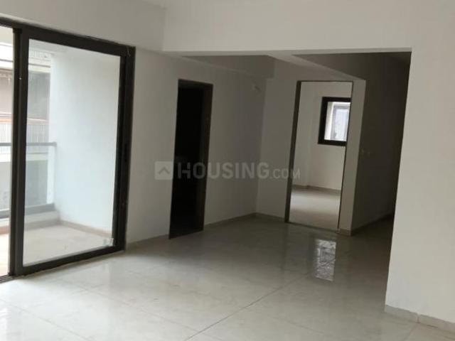 3 BHK Apartment in Ambawadi for rent Ahmedabad. The reference number is 21059570