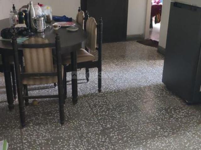 3 BHK Apartment in Ambawadi for rent Ahmedabad. The reference number is 21223935