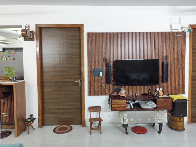 3 BHK Apartment in Ambawadi for resale Ahmedabad. The reference number is 19563352