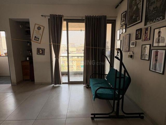 3 BHK Apartment in Ambawadi for resale Ahmedabad. The reference number is 20475670