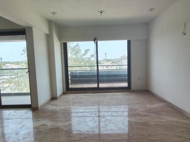 3 BHK Apartment in Ambawadi for resale Ahmedabad. The reference number is 20835846
