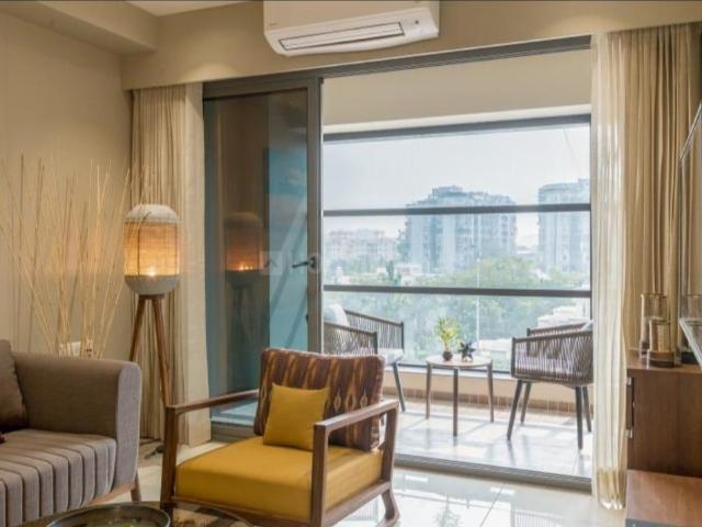 3 BHK Apartment in Ambawadi for resale Ahmedabad. The reference number is 20994148