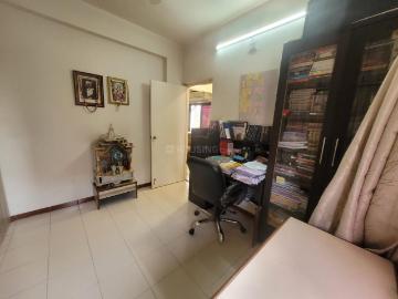3 BHK Apartment in Ambawadi for resale Ahmedabad. The reference number is 20070570