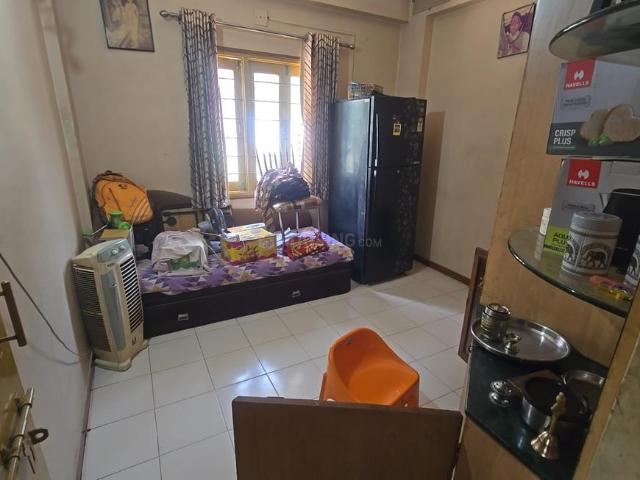 3 BHK Apartment in Ambawadi for resale Ahmedabad. The reference number is 20320955