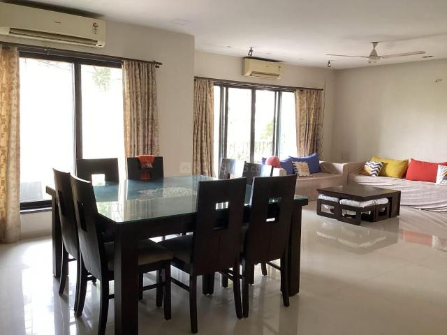 3 BHK Apartment in Andheri West for rent Mumbai. The reference number is 18470813