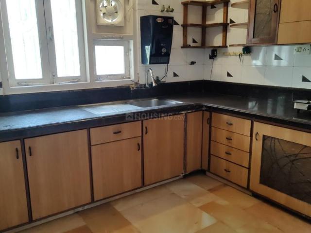 3 BHK Apartment in Andheri West for rent Mumbai. The reference number is 18855372