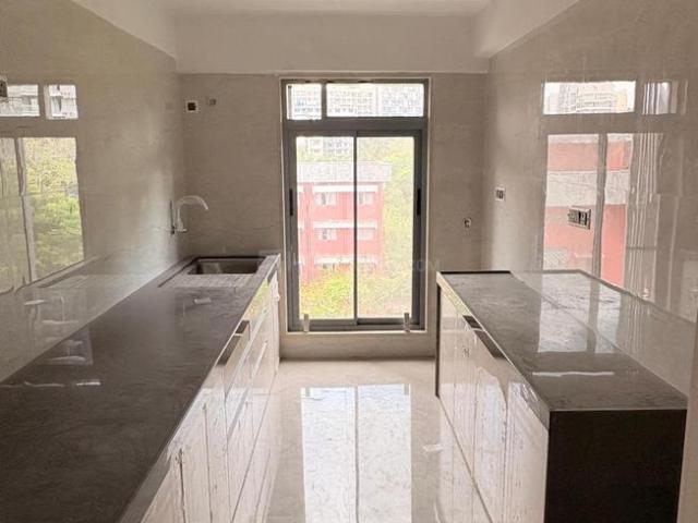 3 BHK Apartment in Andheri West for rent Mumbai. The reference number is 20628570