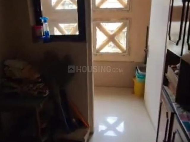 3 BHK Apartment in Andheri West for rent Mumbai. The reference number is 21130014