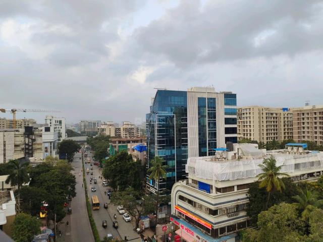 3 BHK Apartment in Andheri West for resale Mumbai. The reference number is 18610263
