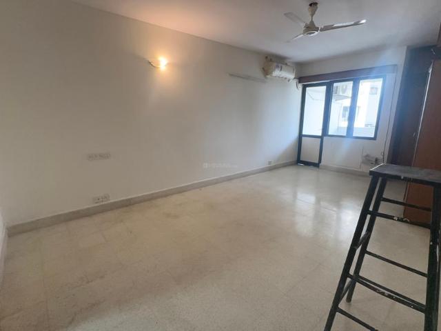 3 BHK Apartment in Adugodi for rent Bengaluru. The reference number is 21134980